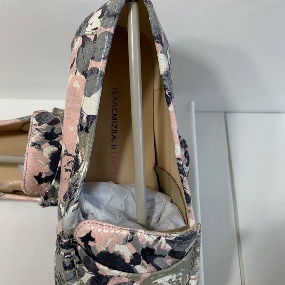 Isaac Mizrahi Live! Floral printed moccasins 8.5 - Picture 2 of 4